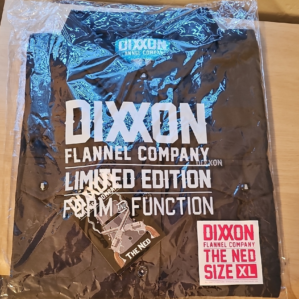 DIXXON - The Ned Woman's XL Long Sleeve Flannel